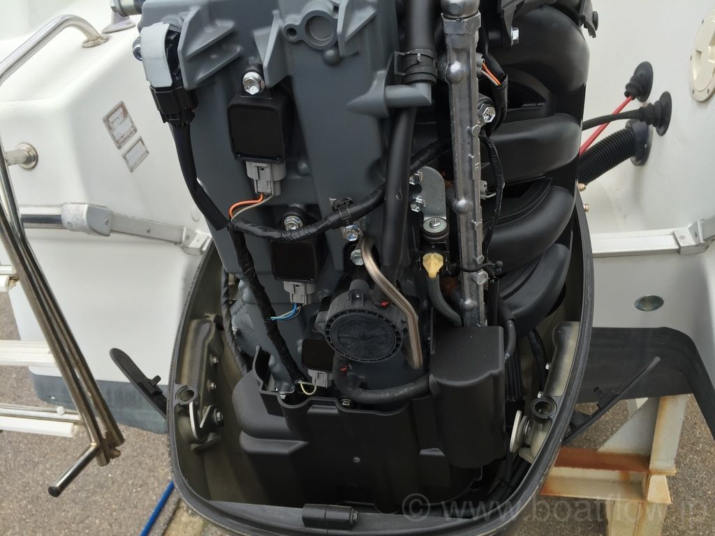 Nissan seabreeze 700