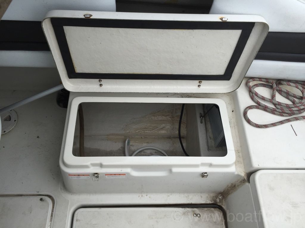 Nissan seabreeze 700