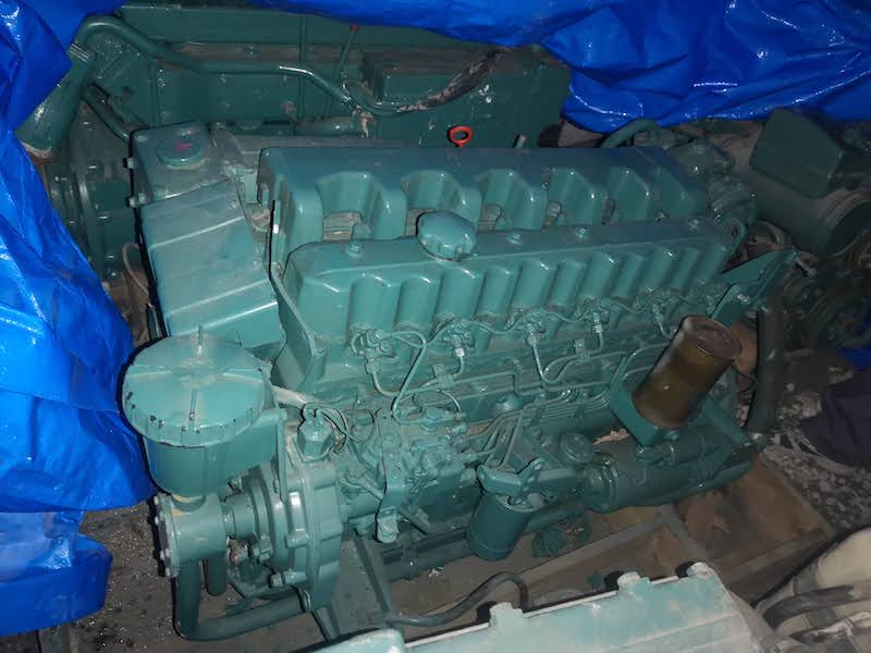 MARINE ENGINES VOLVO PENTA, YAMAHA SET ドライブ 中古艇情報