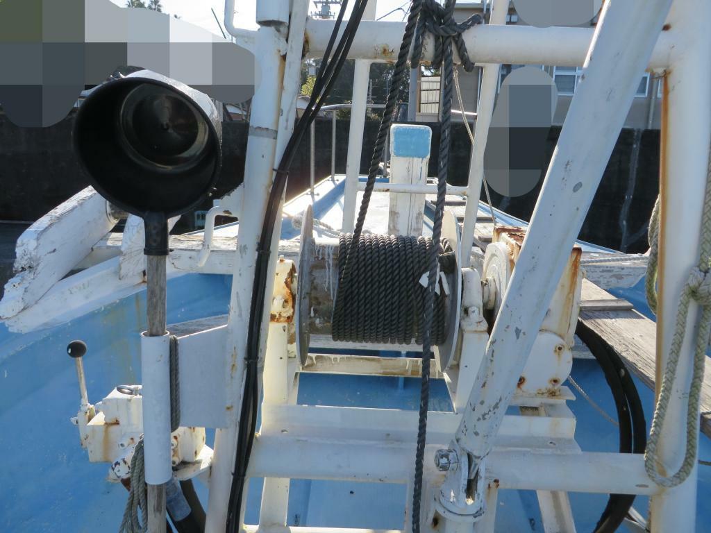 banner_052179-komatsu-fishing-vessel