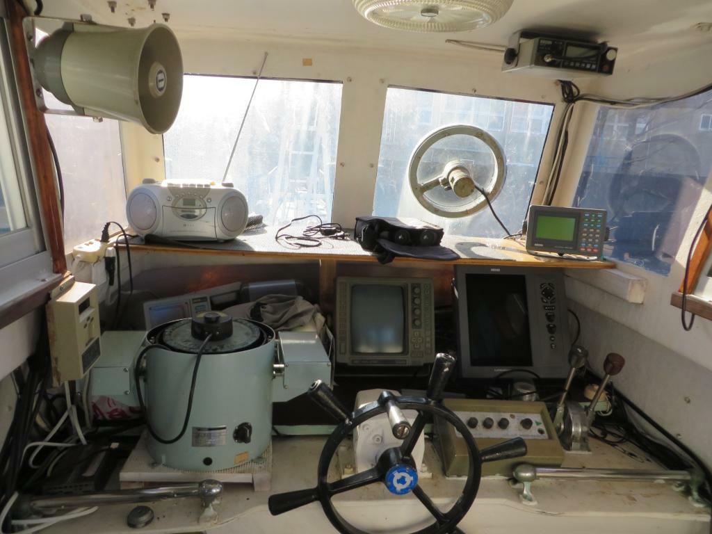 banner_052179-komatsu-fishing-vessel
