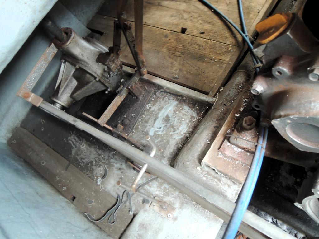 banner_087440-yanmar-de33b