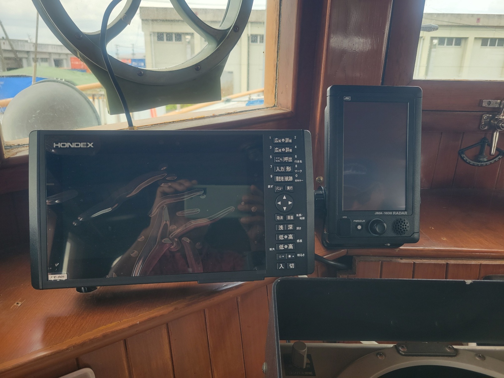banner_087514-king-yacht-gatsbay-45
