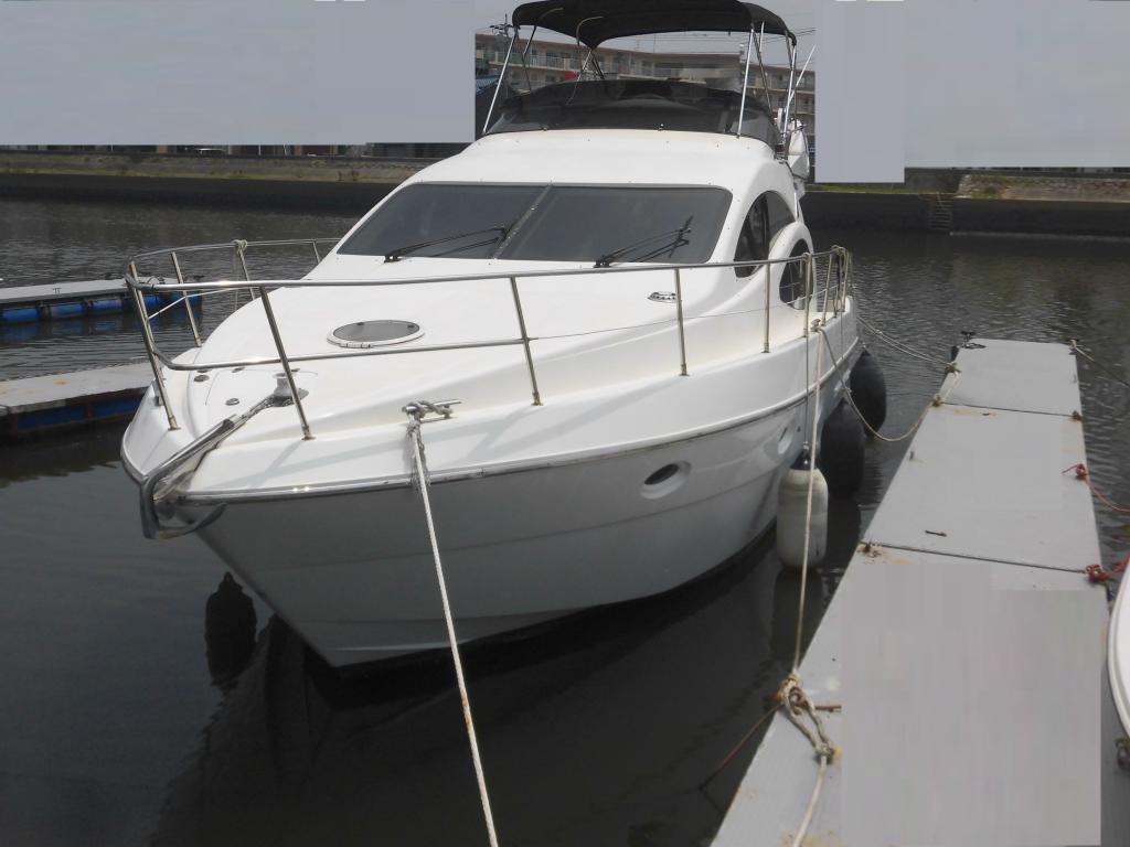 banner_087527-azimut-yachts-42
