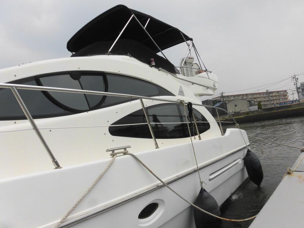 banner_087527-azimut-yachts-42