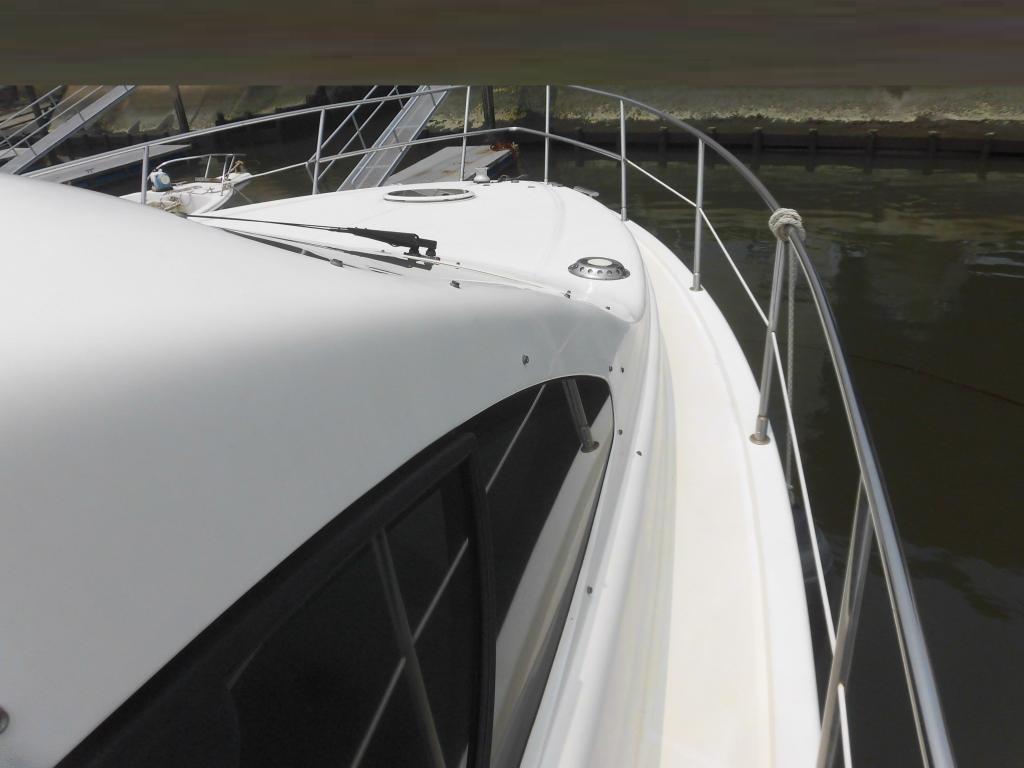 banner_087527-azimut-yachts-42
