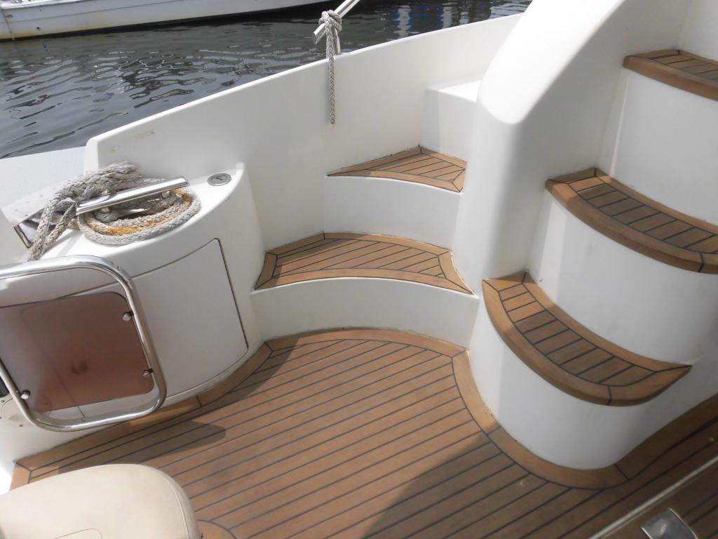 banner_087527-azimut-yachts-42