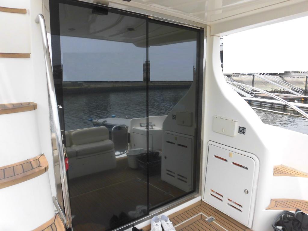 banner_087527-azimut-yachts-42