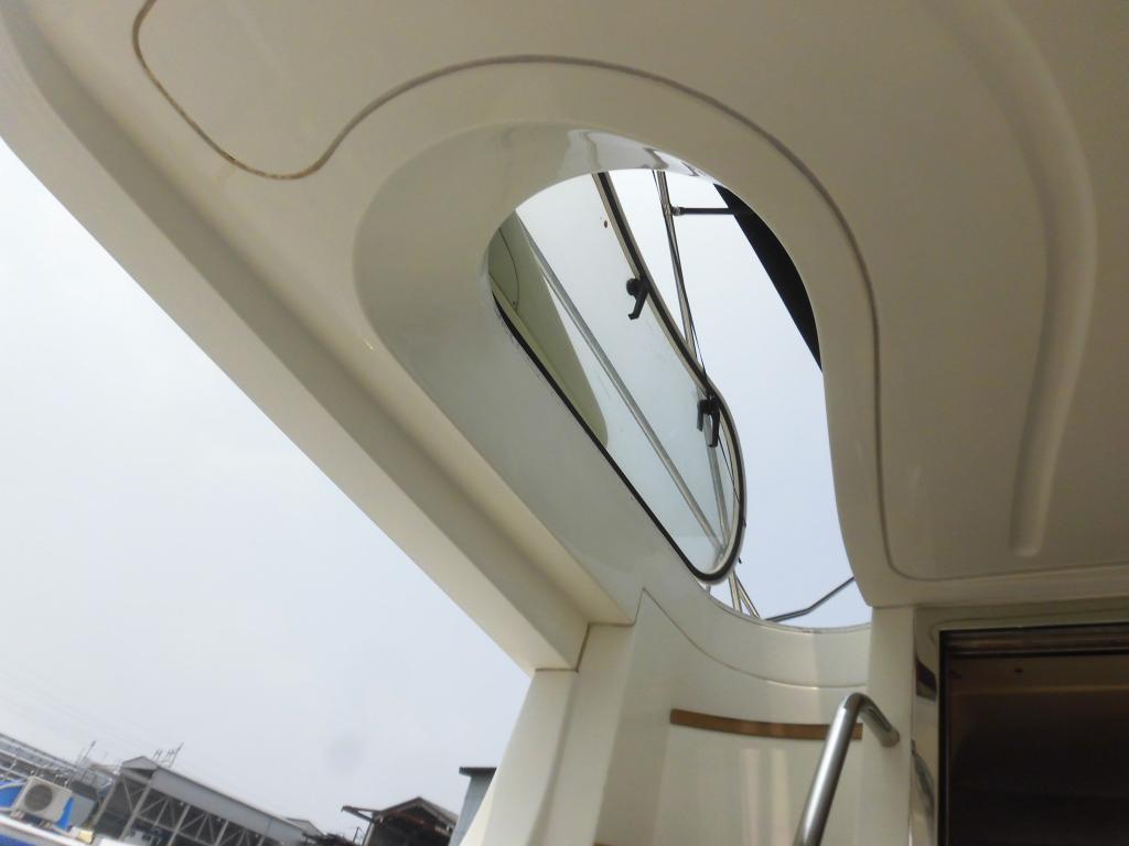 banner_087527-azimut-yachts-42