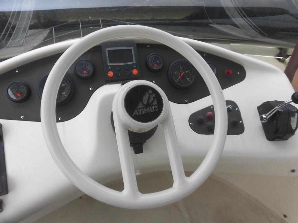 banner_087527-azimut-yachts-42
