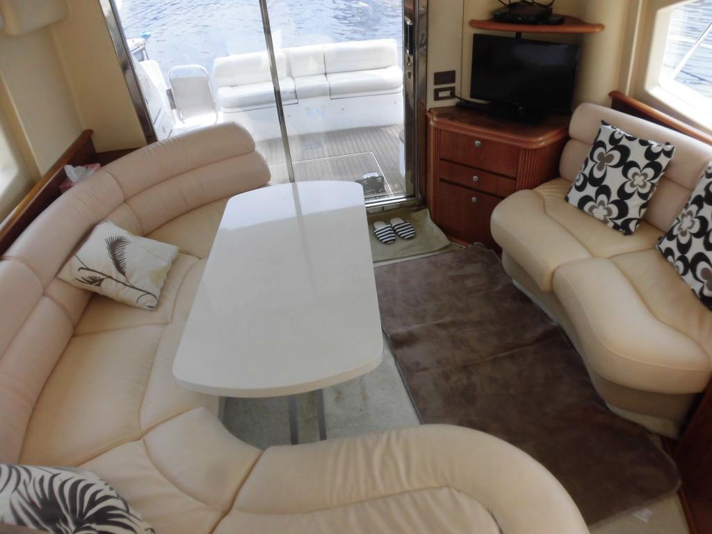 banner_087527-azimut-yachts-42
