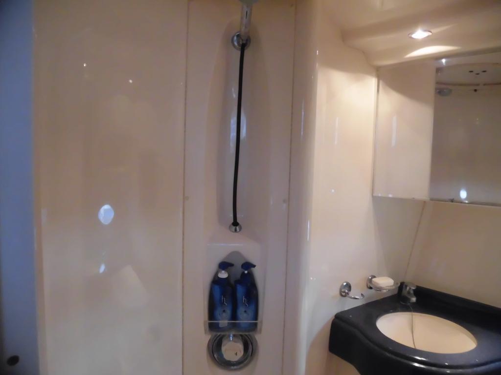 banner_087527-azimut-yachts-42
