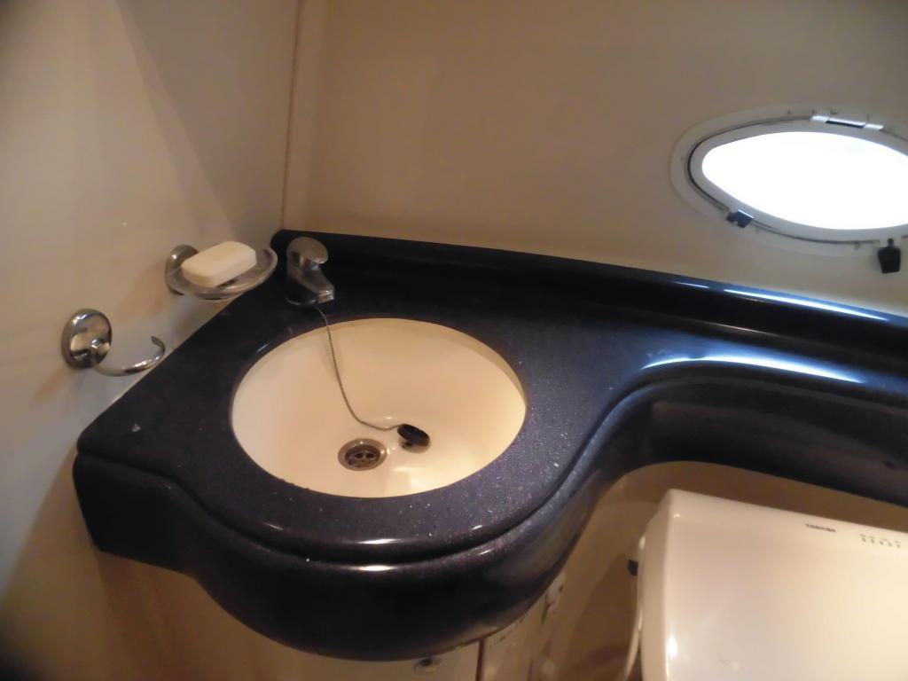 banner_087527-azimut-yachts-42