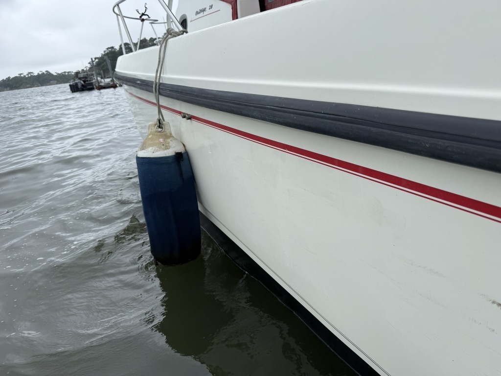 banner_087997-boston-whaler-280-outrage