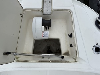 thumb_087997-boston-whaler-280-outrage