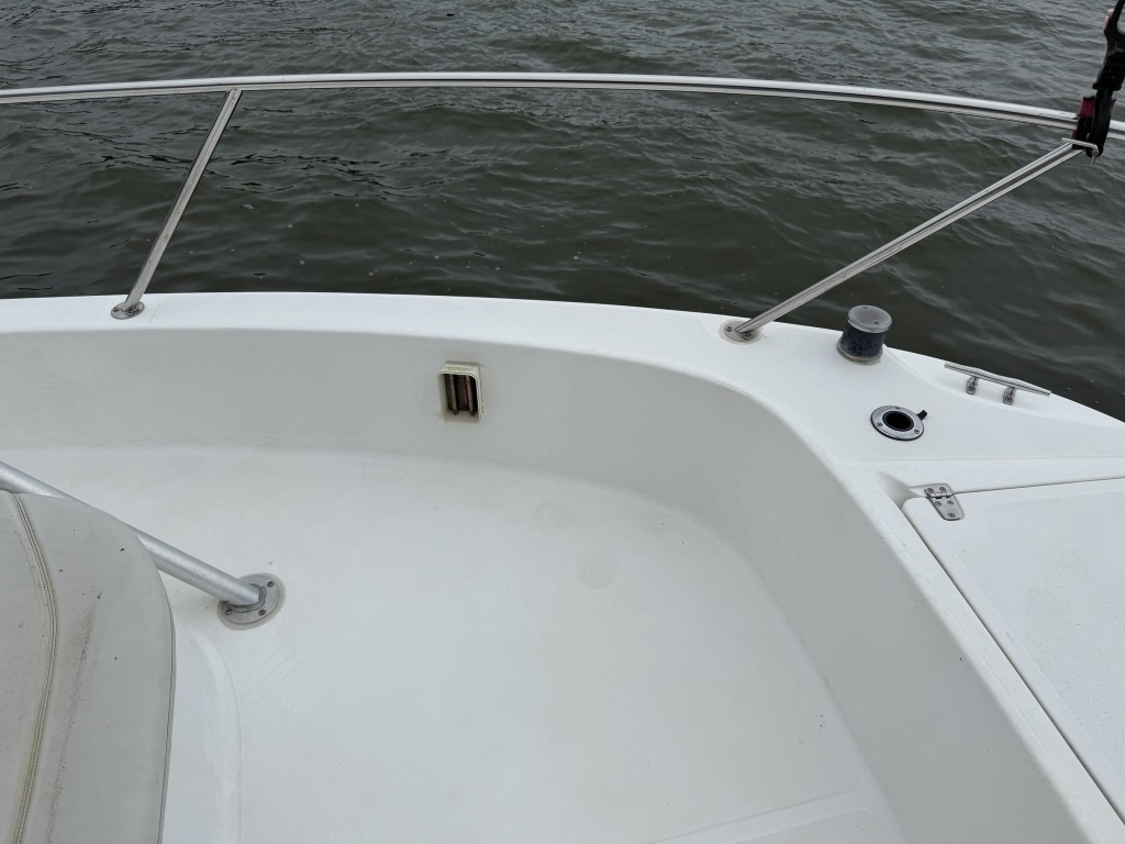 banner_087997-boston-whaler-280-outrage
