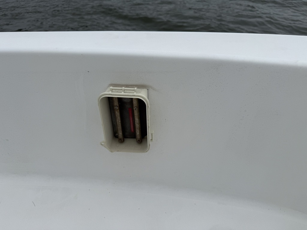 banner_087997-boston-whaler-280-outrage