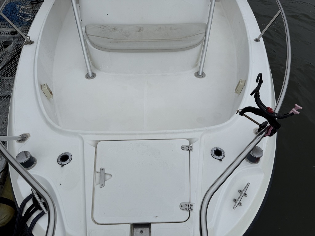 banner_087997-boston-whaler-280-outrage