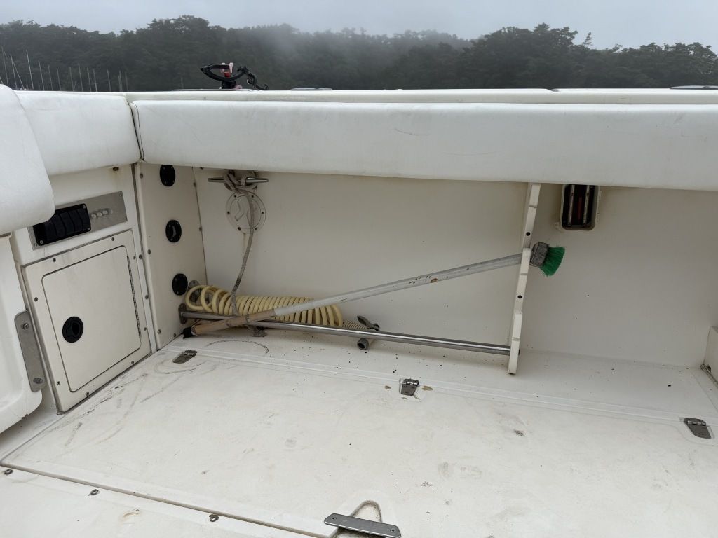 banner_087997-boston-whaler-280-outrage