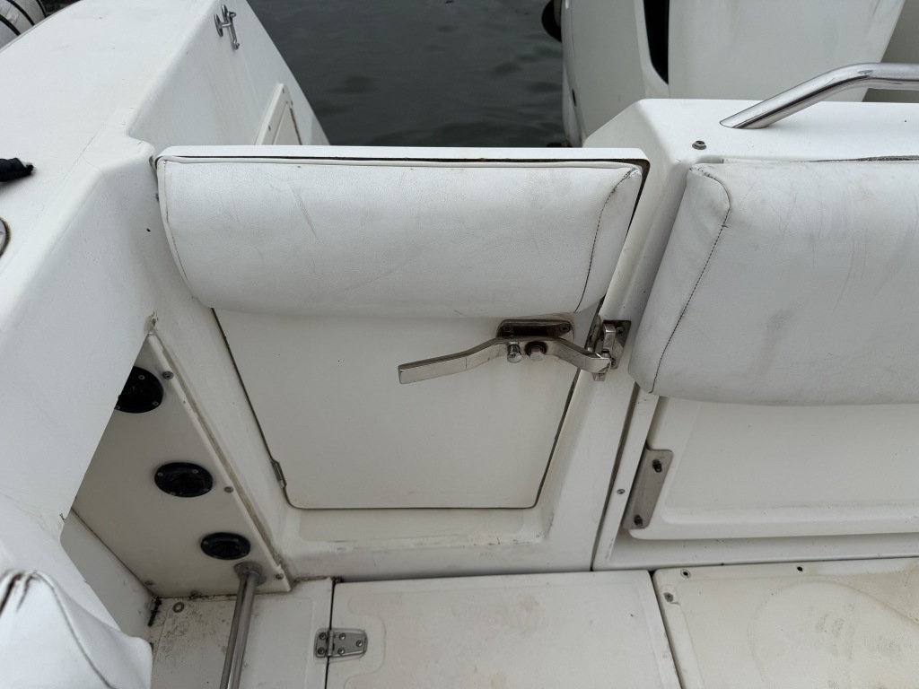 banner_087997-boston-whaler-280-outrage
