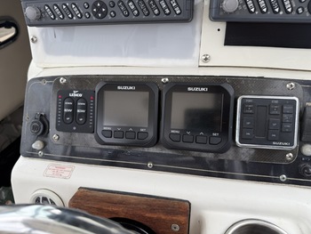 thumb_087997-boston-whaler-280-outrage