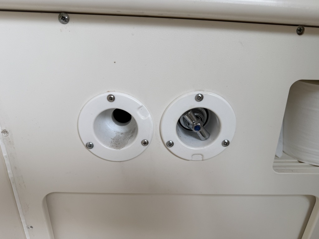 banner_087997-boston-whaler-280-outrage