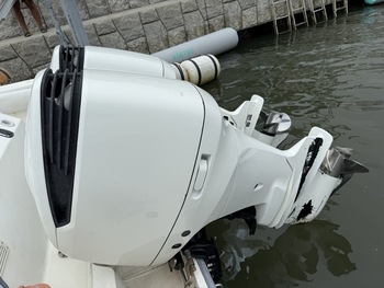 thumb_087997-boston-whaler-280-outrage