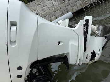 thumb_087997-boston-whaler-280-outrage
