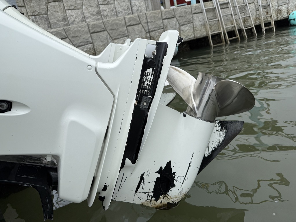 banner_087997-boston-whaler-280-outrage