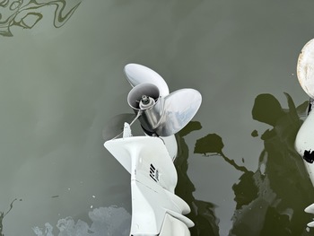 thumb_087997-boston-whaler-280-outrage