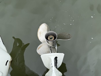 thumb_087997-boston-whaler-280-outrage