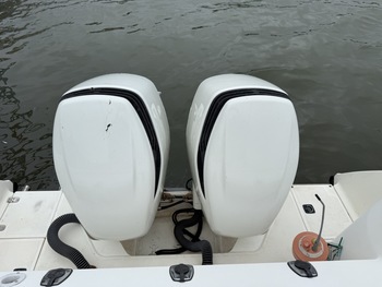 thumb_087997-boston-whaler-280-outrage