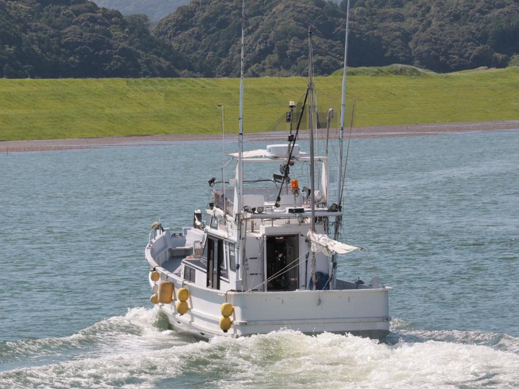 banner_088359-tsutsui-boats-tb45