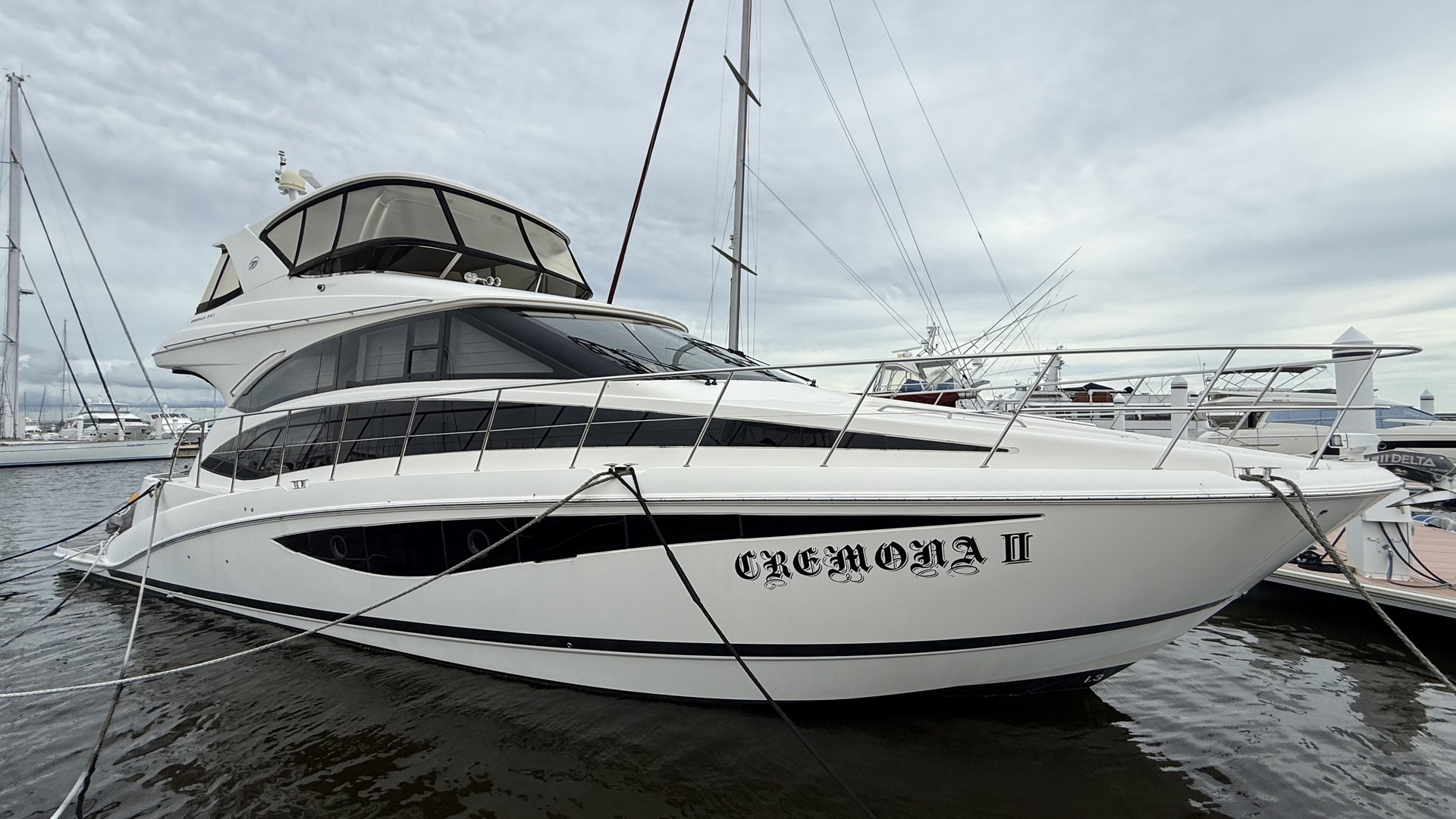 banner_088361-meridian-yachts-541-sedan
