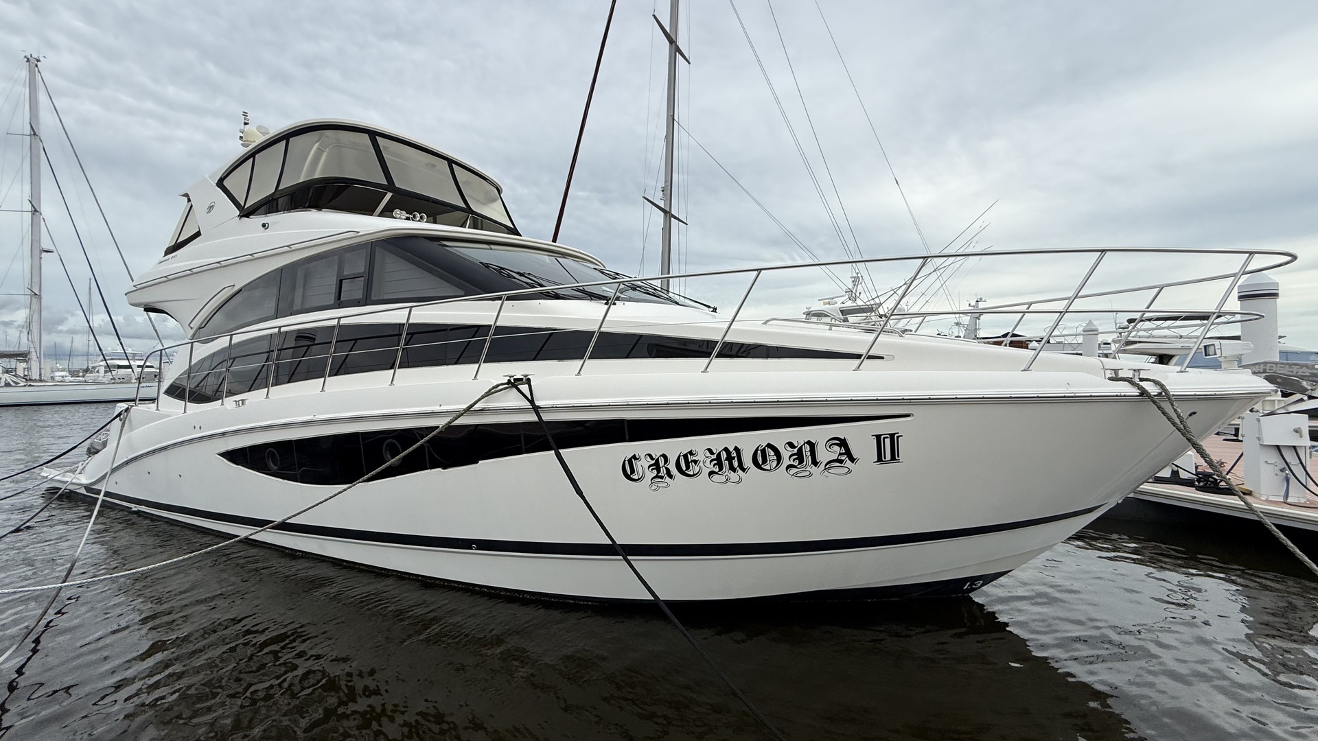 banner_088361-meridian-yachts-541-sedan