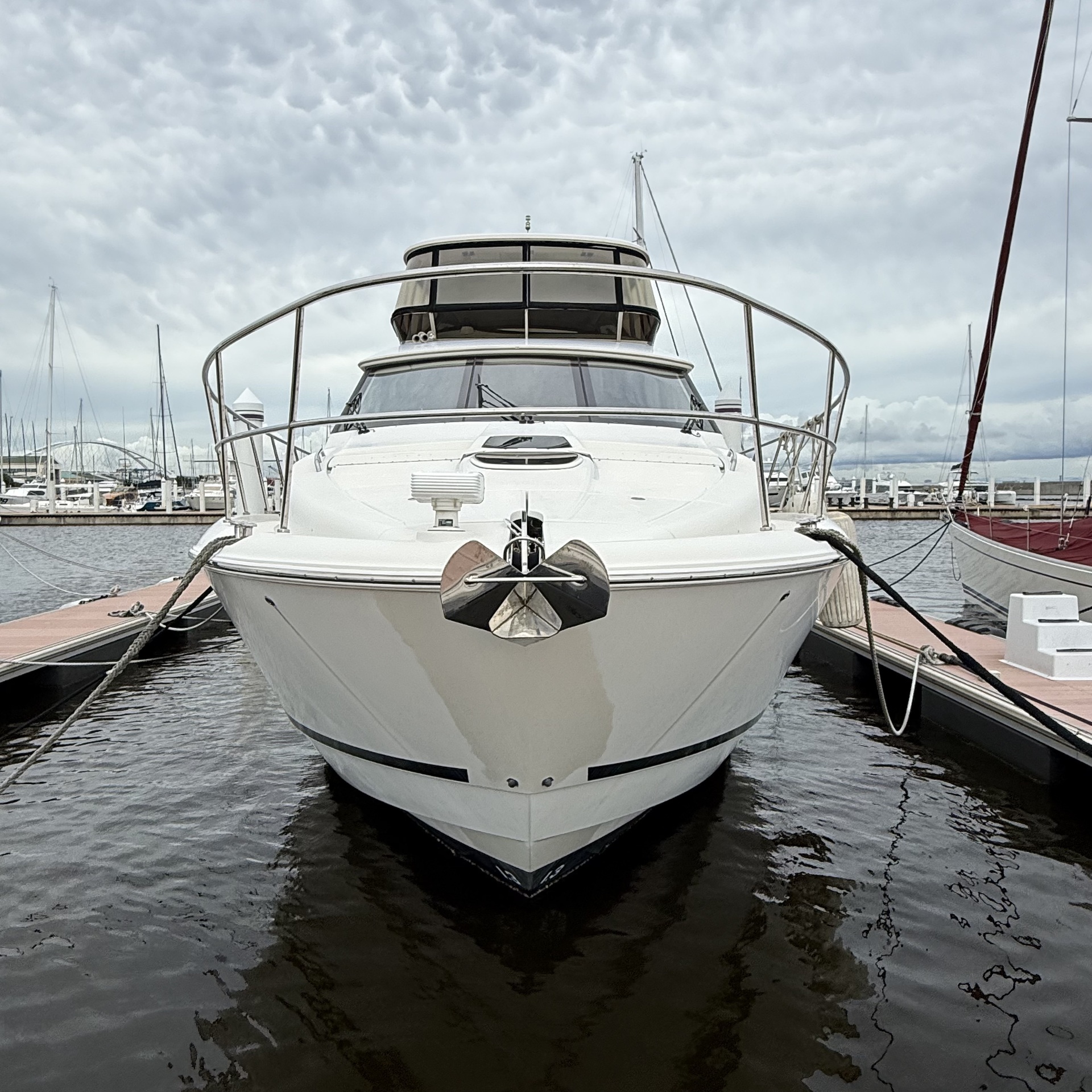 banner_088361-meridian-yachts-541-sedan