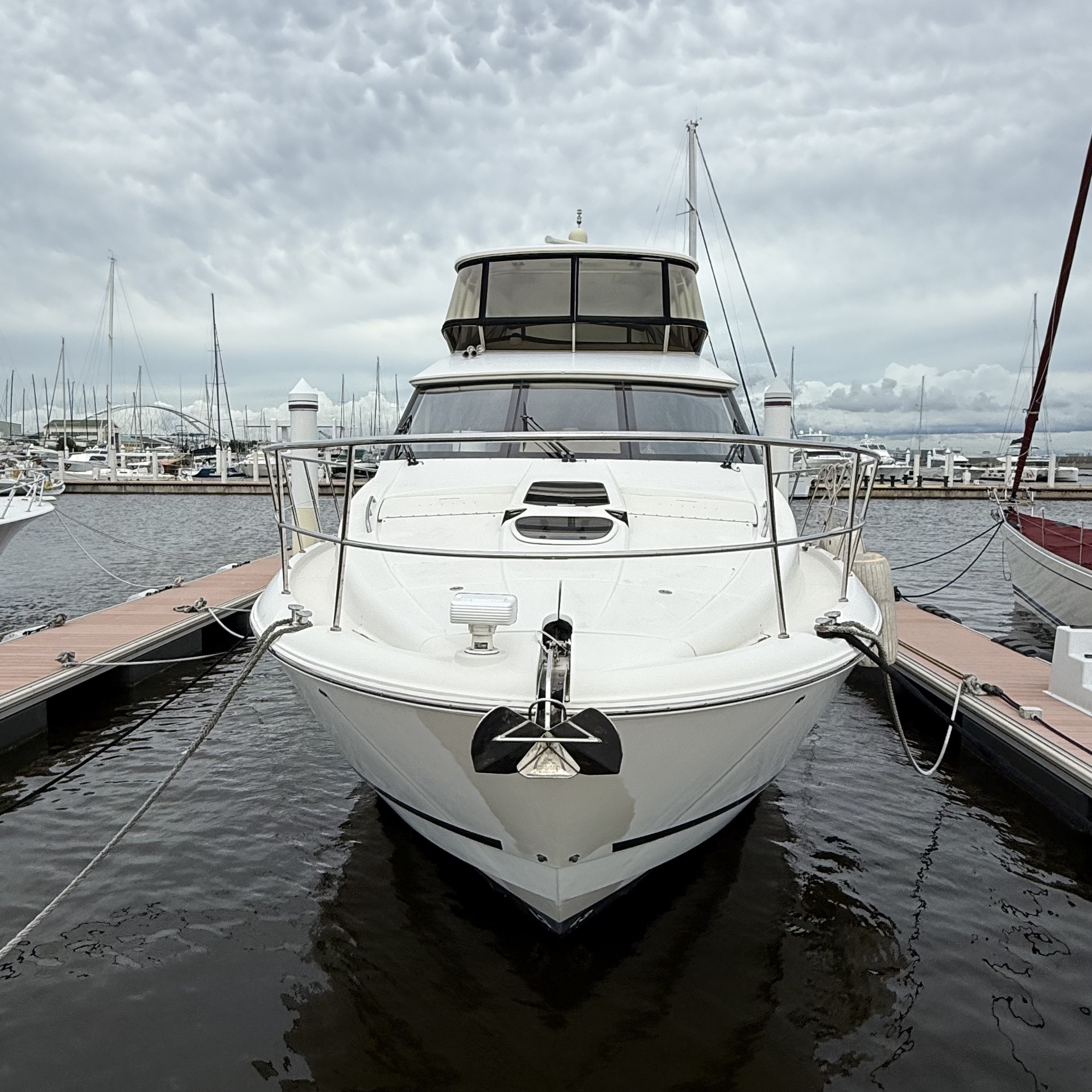 banner_088361-meridian-yachts-541-sedan