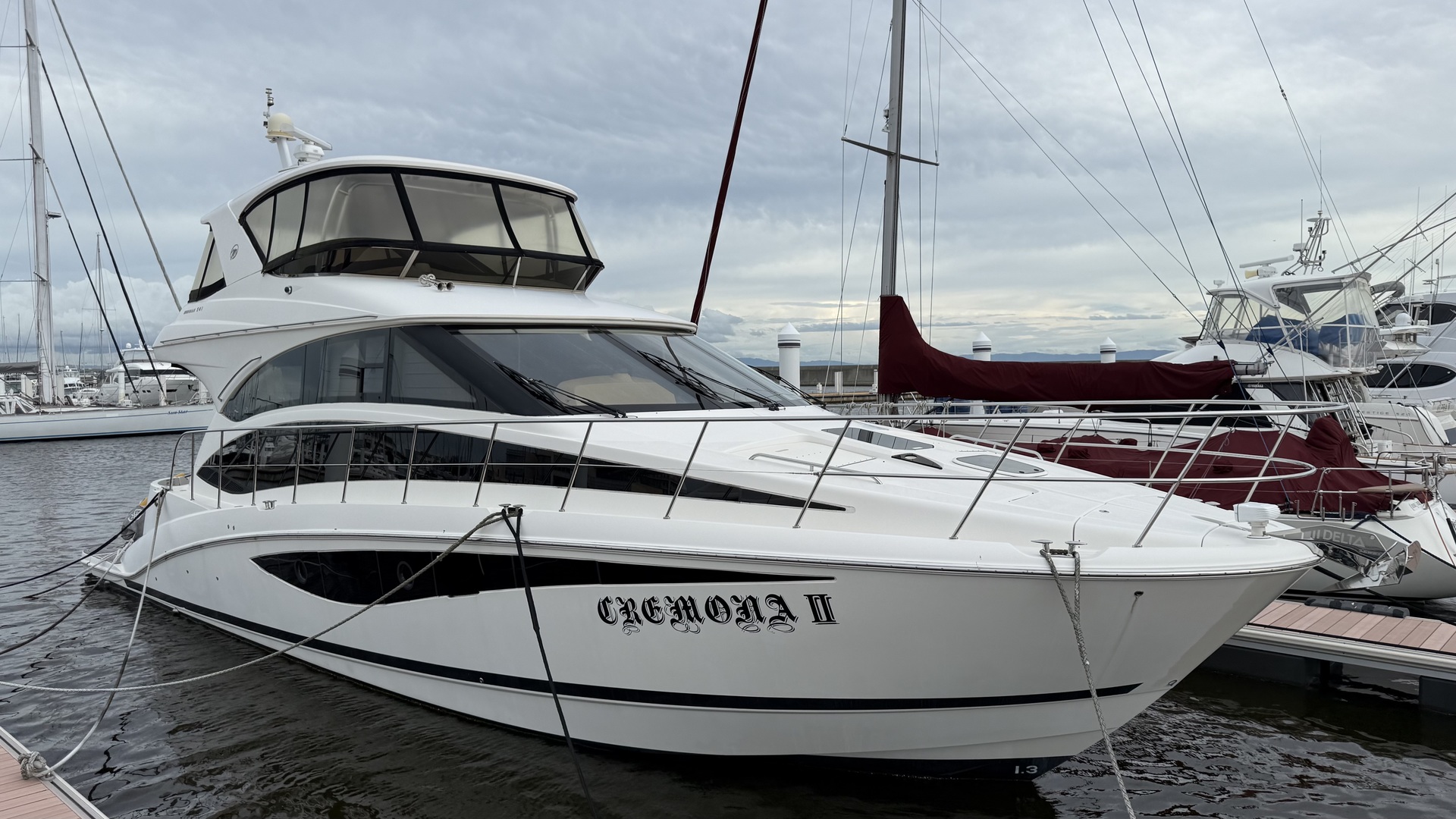 banner_088361-meridian-yachts-541-sedan