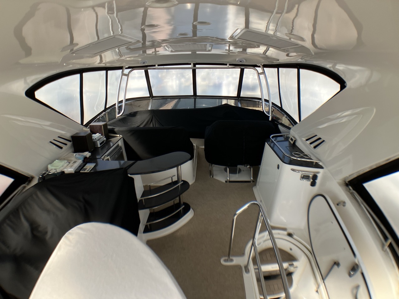 banner_088361-meridian-yachts-541-sedan