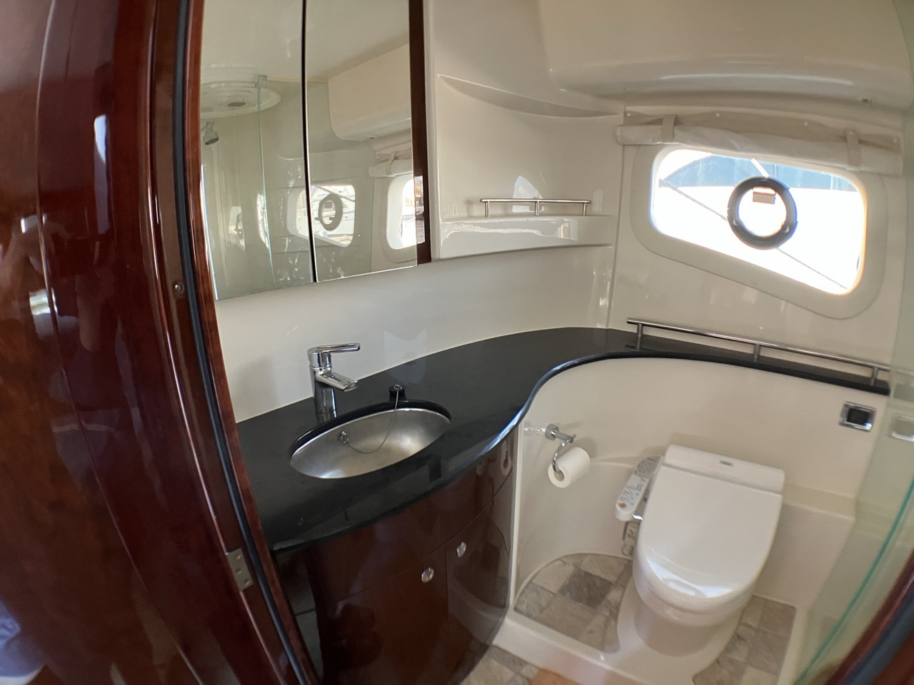 banner_088361-meridian-yachts-541-sedan
