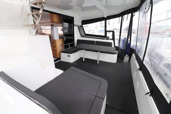 thumb_088428-lagoon-42-catamaran
