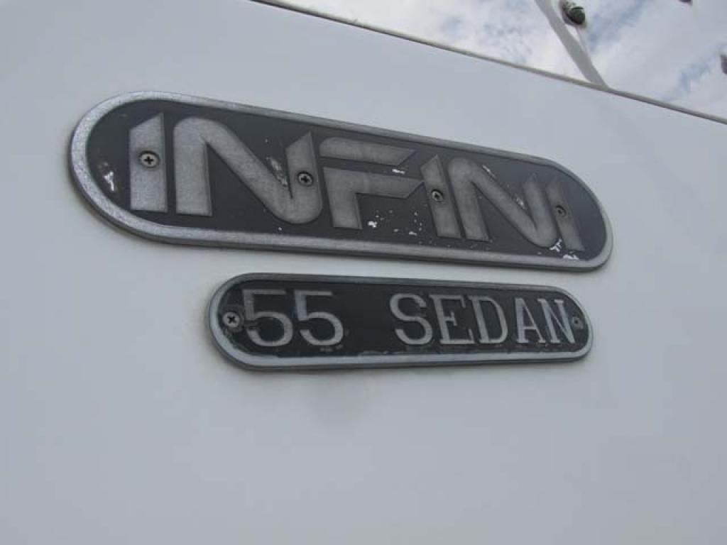banner_088594-infini-55-sedan