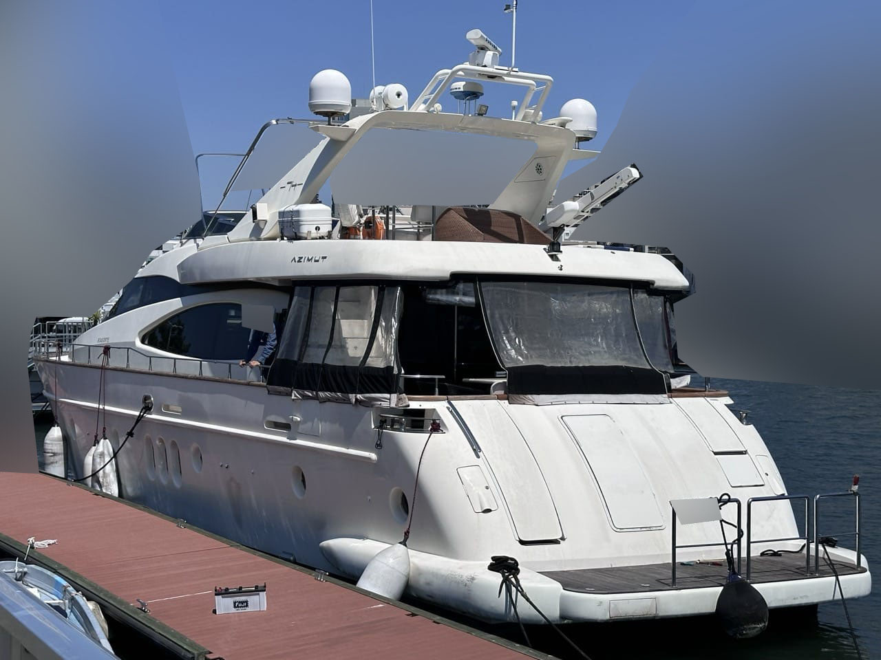 banner_088769-azimut-yachts-74