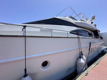 thumb_088769-azimut-yachts-74