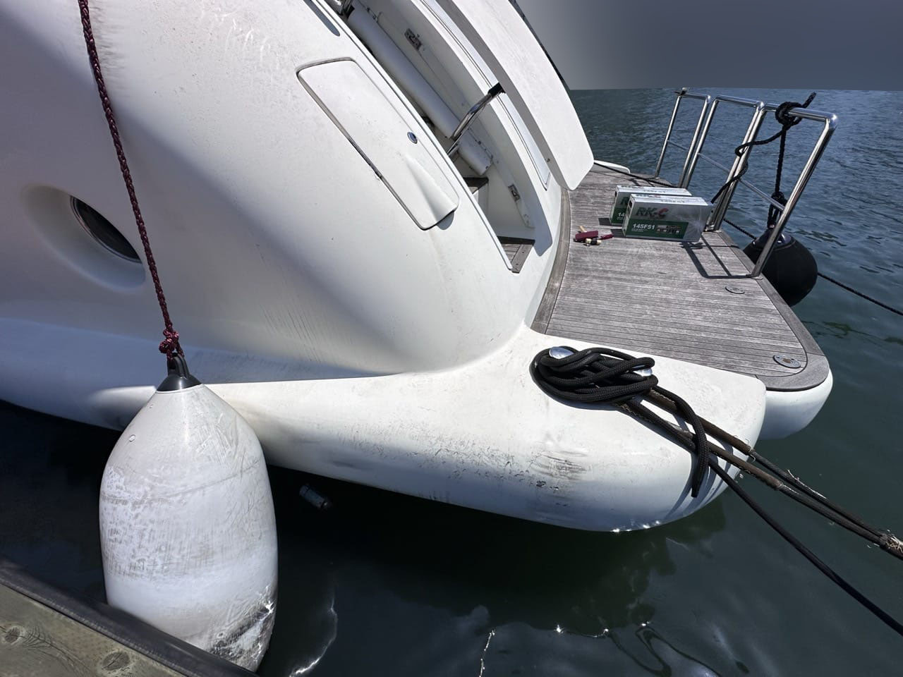 banner_088769-azimut-yachts-74
