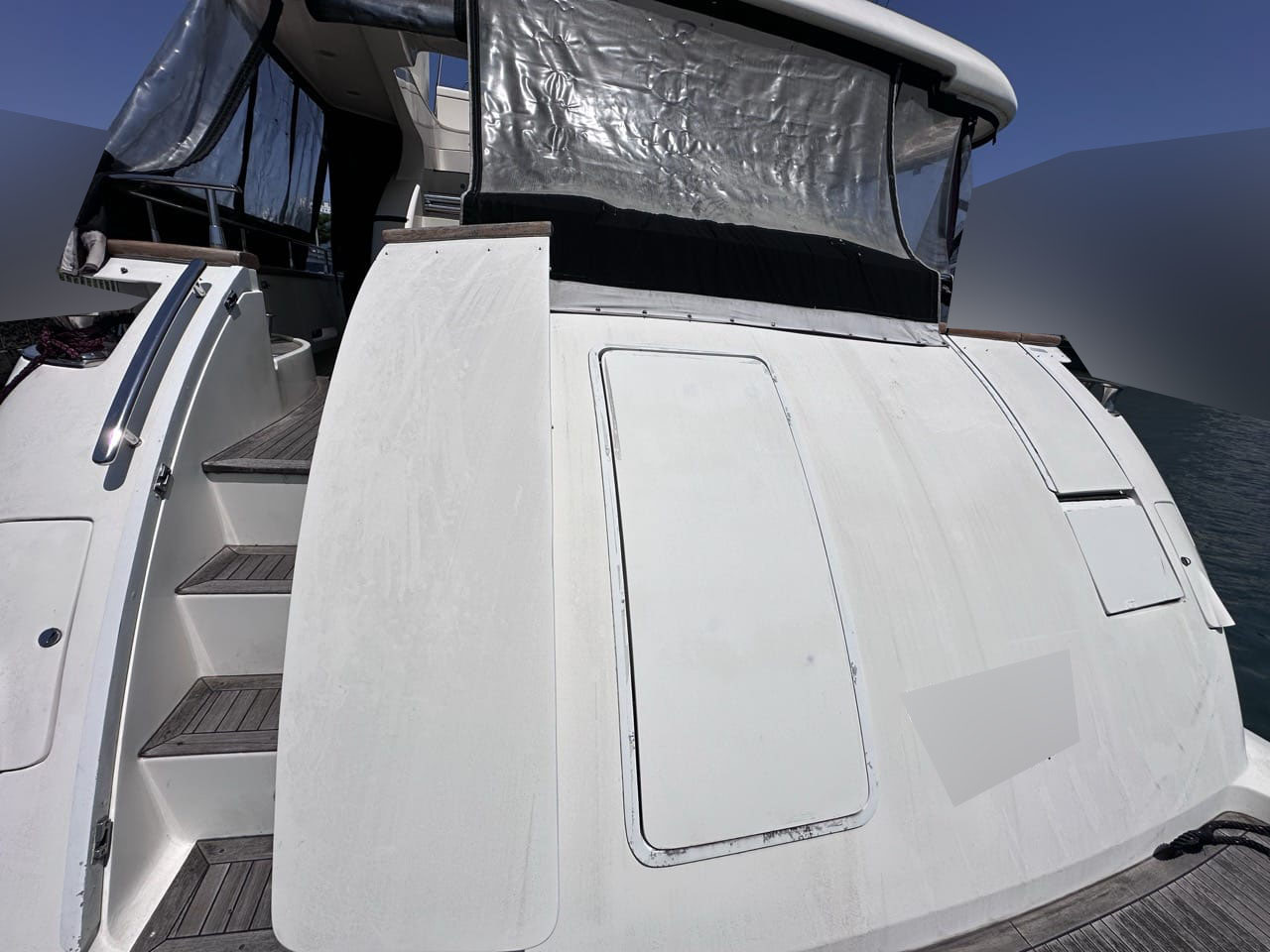 banner_088769-azimut-yachts-74