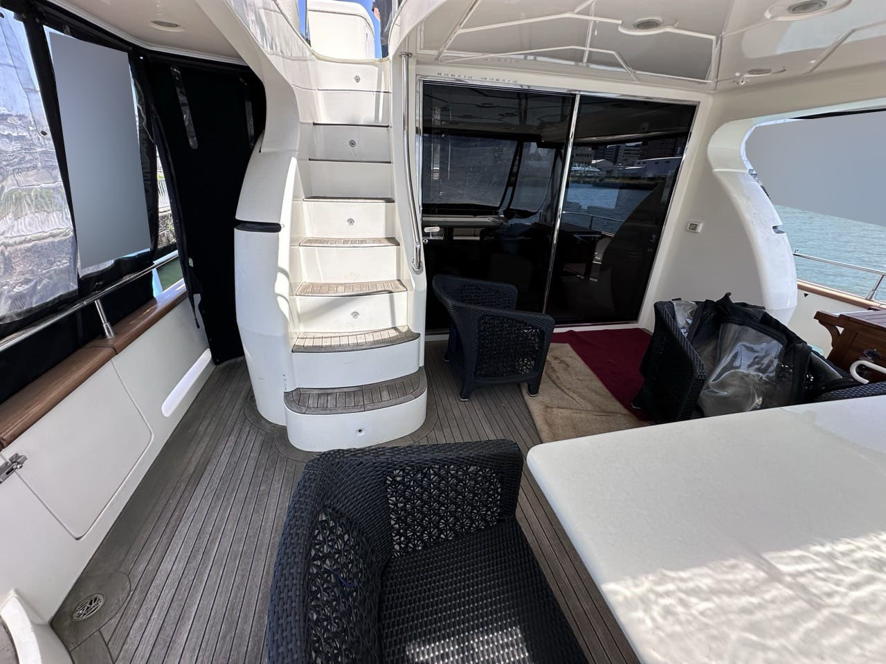 banner_088769-azimut-yachts-74