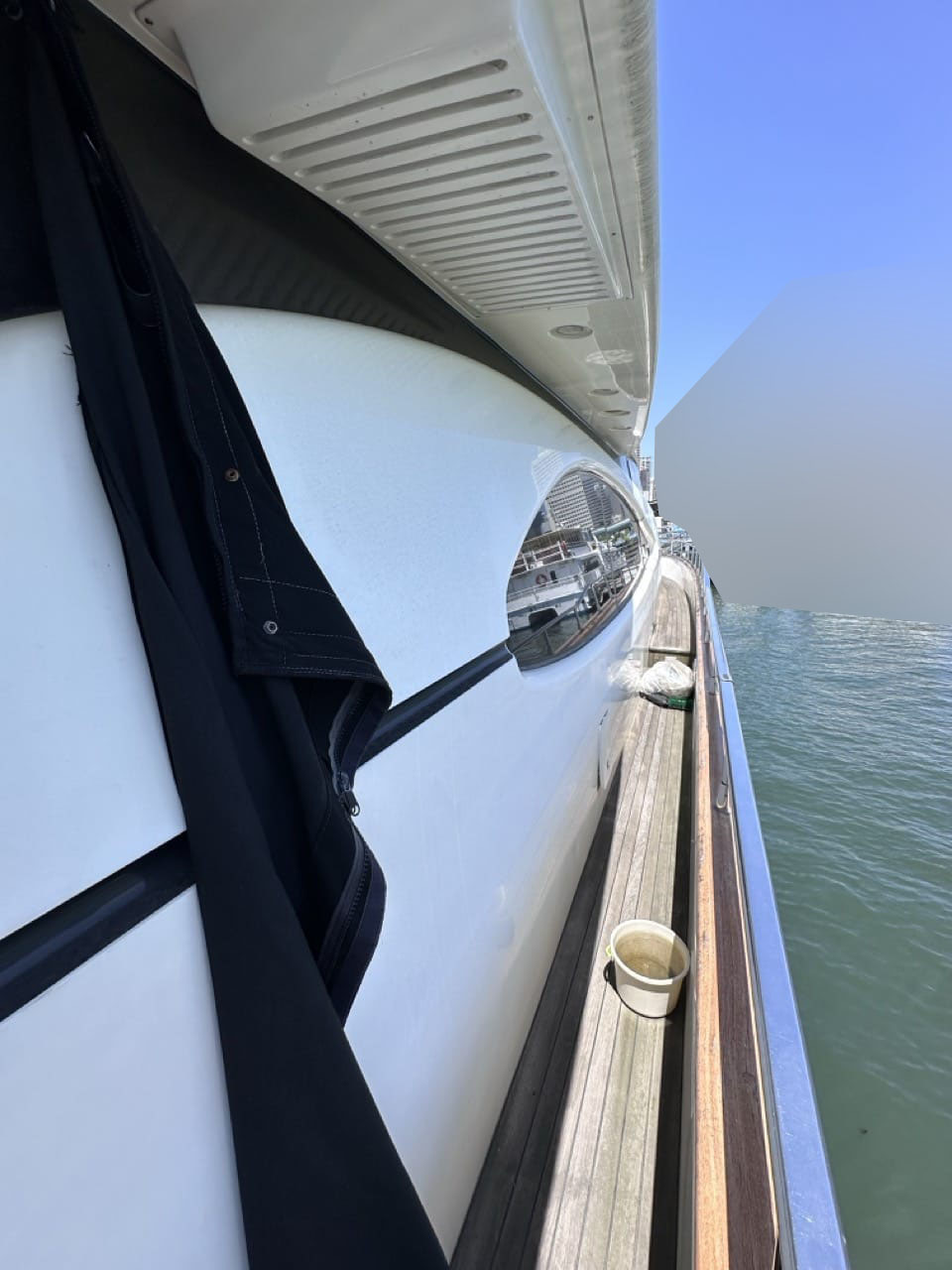 banner_088769-azimut-yachts-74