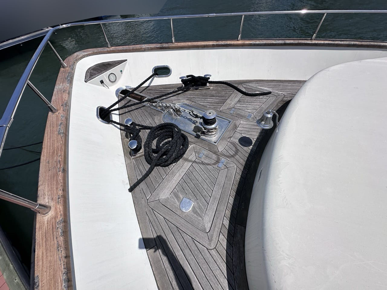 banner_088769-azimut-yachts-74