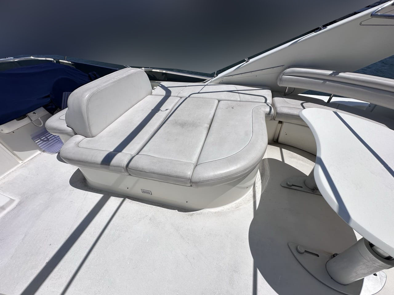 banner_088769-azimut-yachts-74
